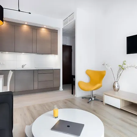 Aparthotel Vola *